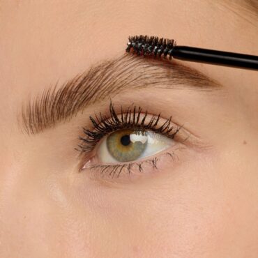 How To Use Clear Brow Gel Asset